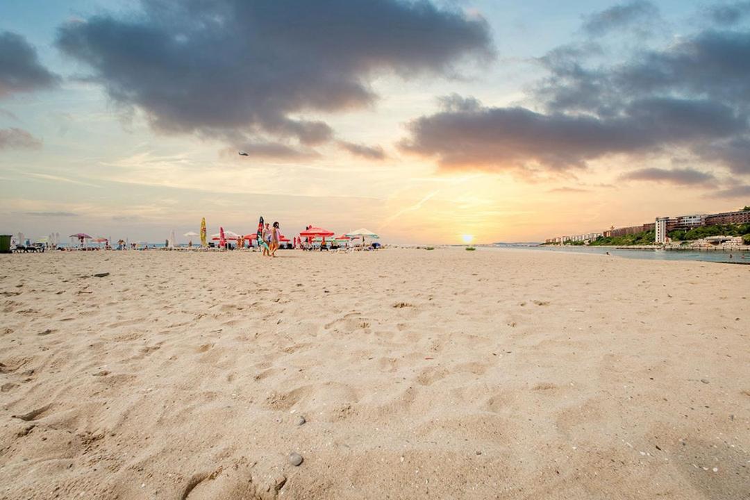 Panorama Marina Fort Beach - Premium Apartments Sea Viev Sveti Vlas Ngoại thất bức ảnh