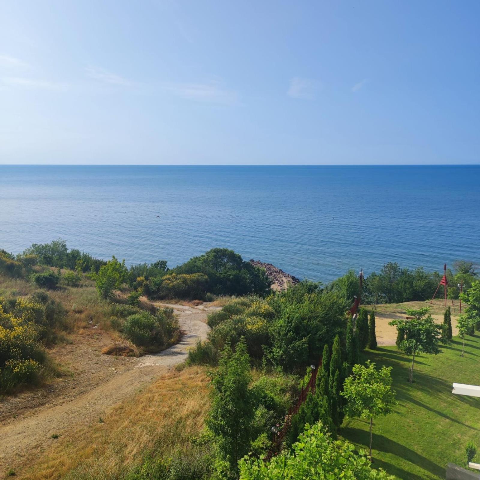 Panorama Marina Fort Beach - Premium Apartments Sea Viev Sveti Vlas Ngoại thất bức ảnh