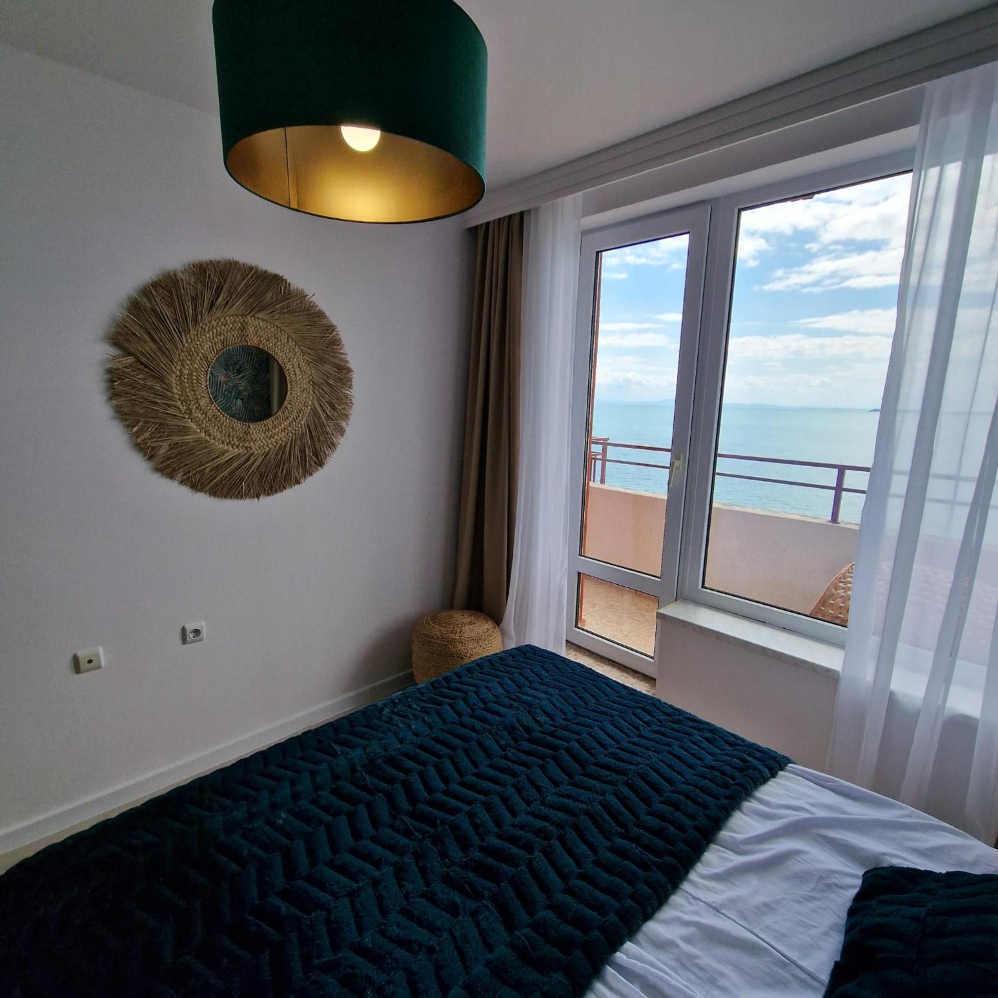 Panorama Marina Fort Beach - Premium Apartments Sea Viev Sveti Vlas Ngoại thất bức ảnh