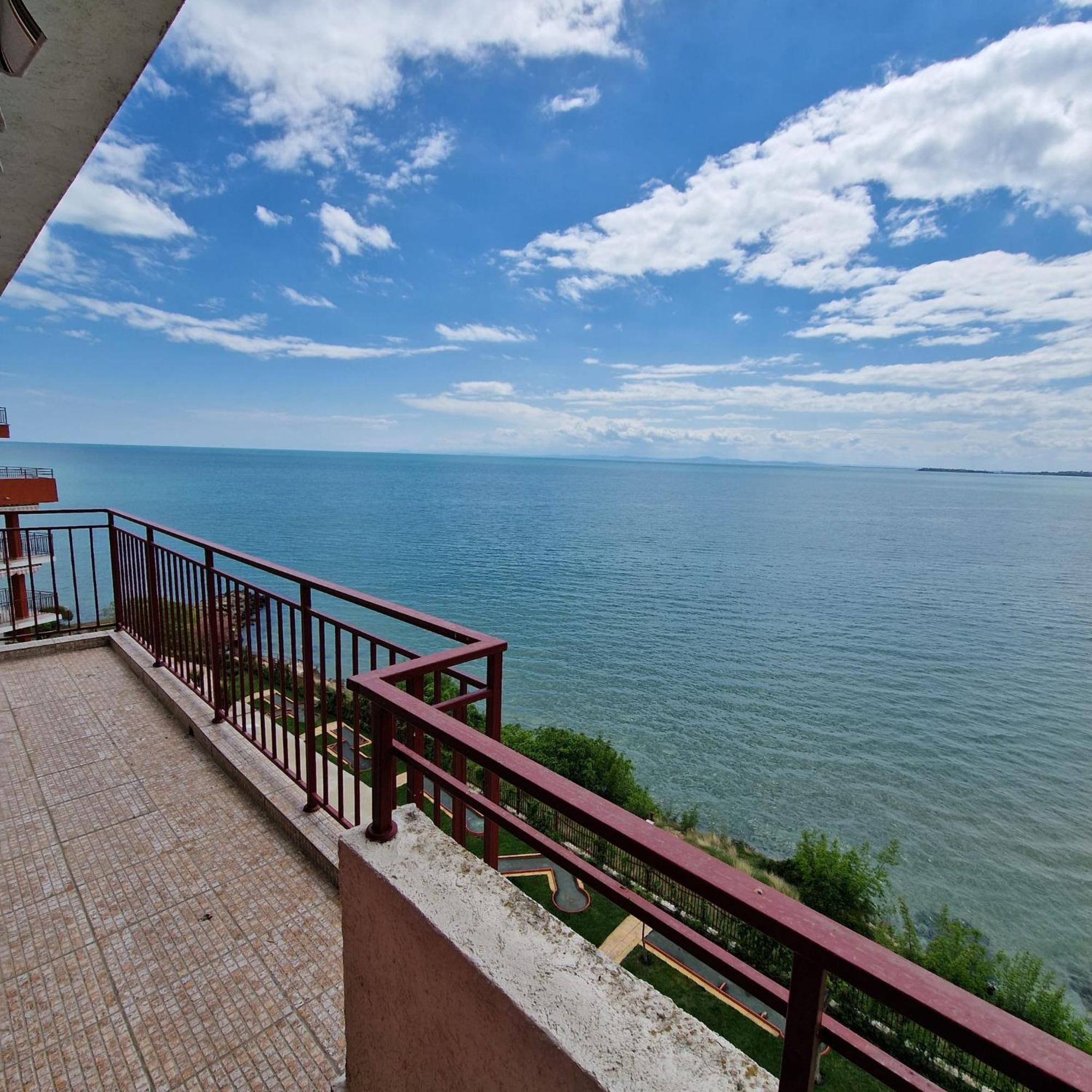 Panorama Marina Fort Beach - Premium Apartments Sea Viev Sveti Vlas Ngoại thất bức ảnh
